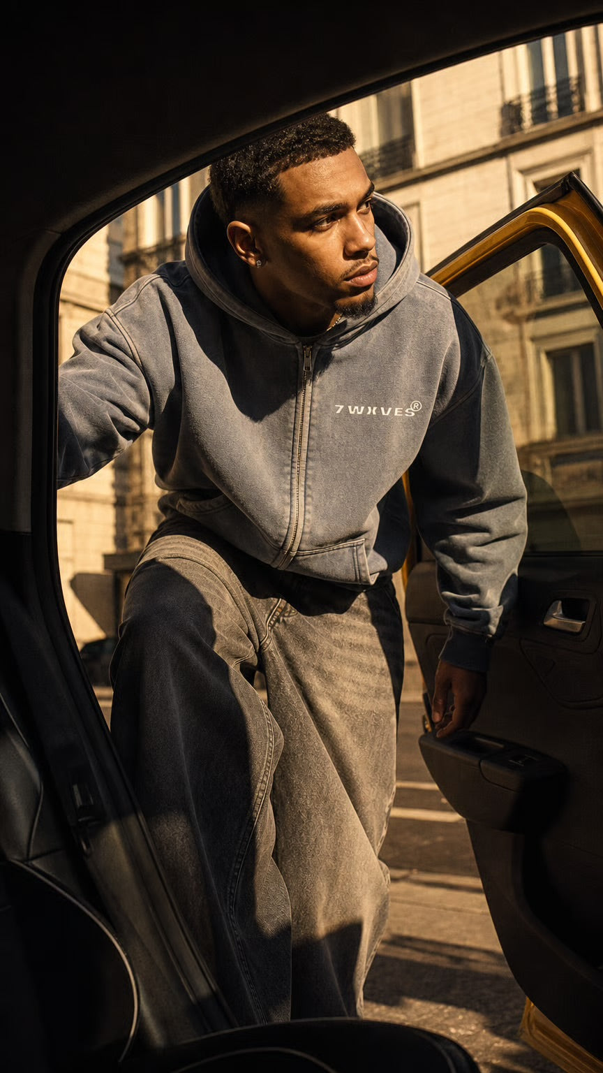 NO BUDGET™ VINTAGE ZIP THROUGH HOODIE